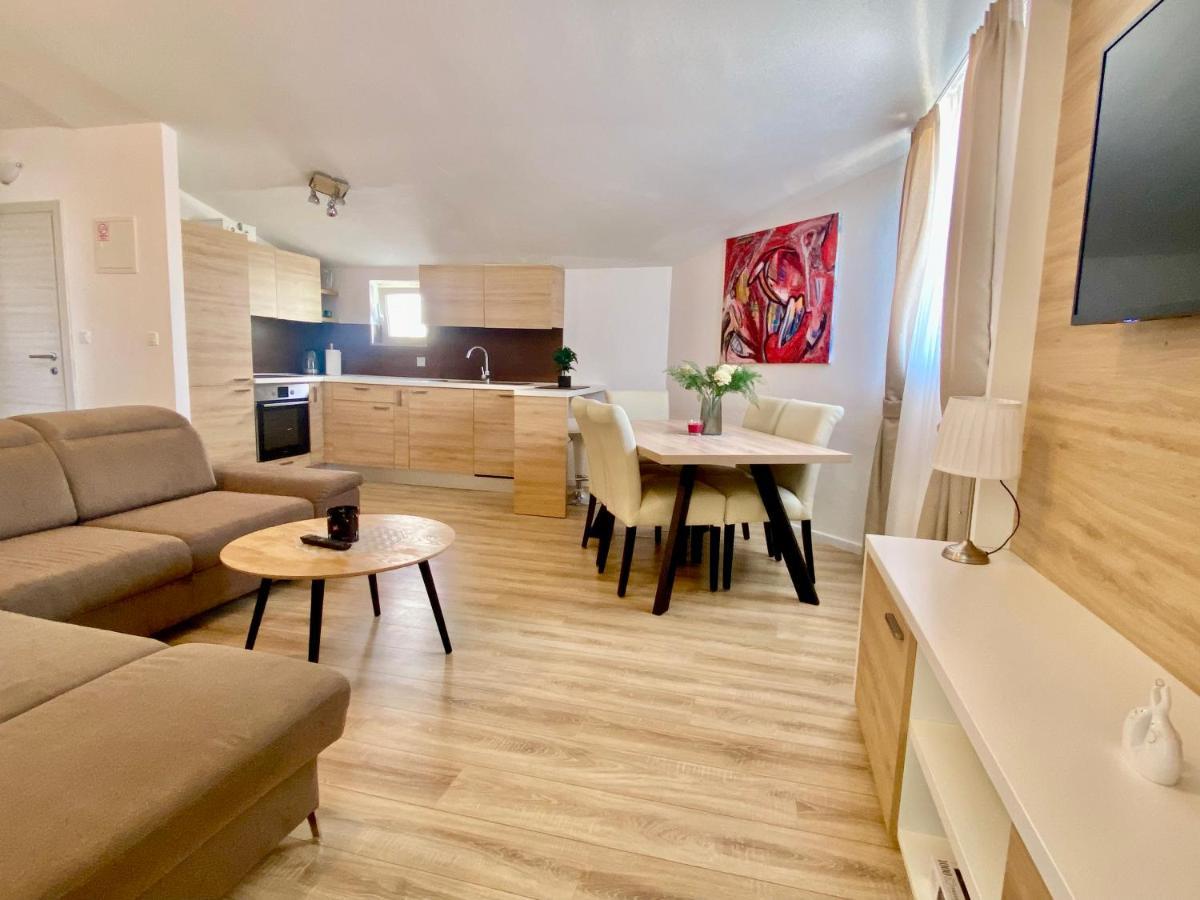 Golden Apartments Zaboric Esterno foto